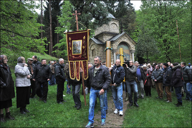 Ратарске свеће сијаће за Васкрс